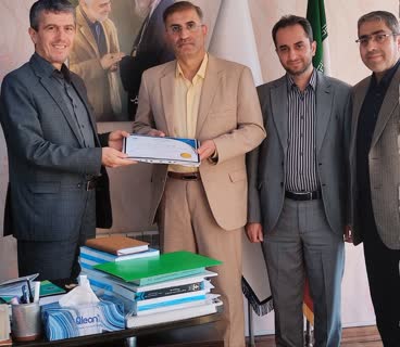 اهدای مجوز واحد فناوری توسعه اقتصاد دانش بنیان به مجتمع فنی پژوهشی احسان البرز مازندران